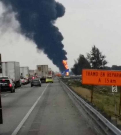 Cierran circulación en autopista Puebla-Córdoba por incendio