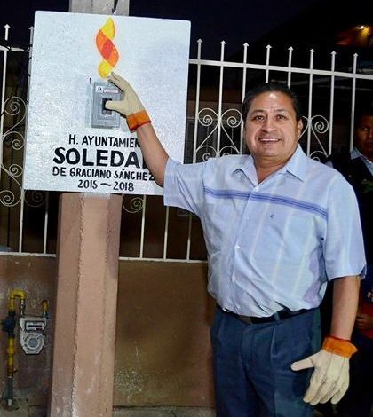 H. Villafuerte pone en servicio  alumbrado LED en la Colonia San Luis I