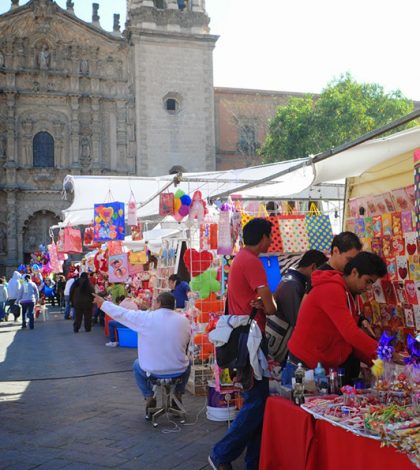 Ambulantes venderán en la Alameda con motivo del  Día de las Madres