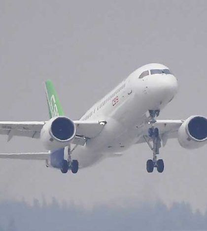Emprende el vuelo gran avión de pasajeros desarrollado por China