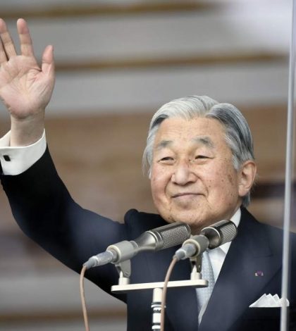 Aprueba gobierno japonés abdicación del emperador Akihito