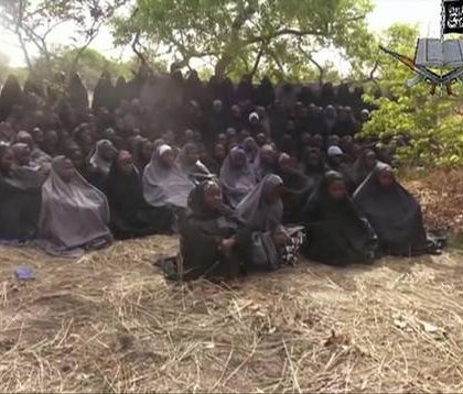 Liberan a 82 niñas en Nigeria en canje con Boko Haram