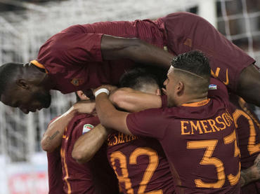 La Roma aplaza coronación de la Juve, al vencer 3-1
