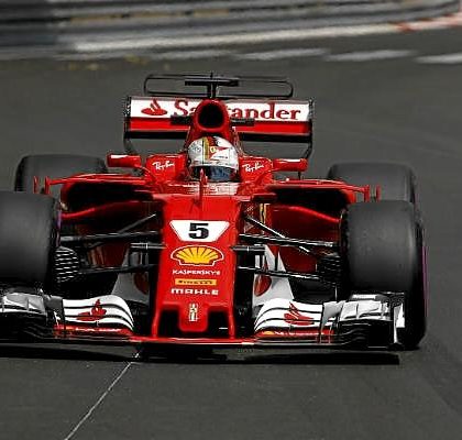 Vettel lidera los últimos entrenamientos en Mónaco