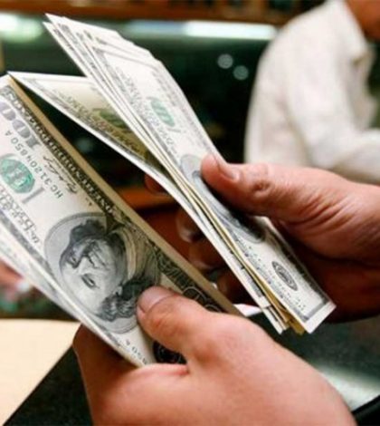 Se cotiza el dólar en $18.36 en casas de cambio del AICM