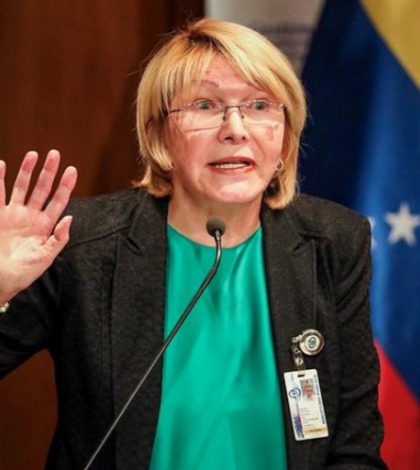 Tribunal congela cuentas y prohíbe salir de Venezuela a la fiscal general