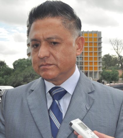 Renuncian director de Protección Civil y subsecretario de Enlace Legislativo