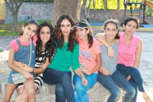 Ana Salazar, Fer, Mony, Luciana, Vale y Gaby Abud