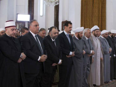 Al Assad visita el centro de Siria por fiesta musulmana