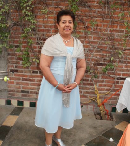 La señora Imelda Campos celebró su cumpleaños