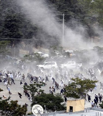 Explosiones cerca del funeral de víctima de protesta de Kabul