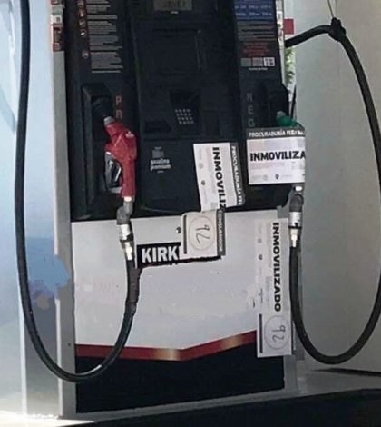Insólito: Clausura Profeco gasolinera de Costco por dar litros de más