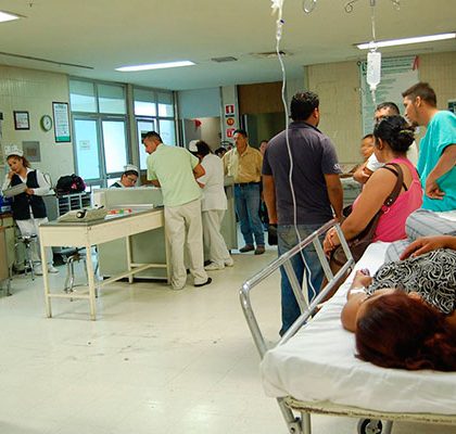 IMSS, ISSSTE y Hospital Central con graves carencias en sus servicios 