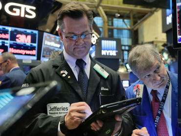 Wall Street opera este jueves con resultados mixtos