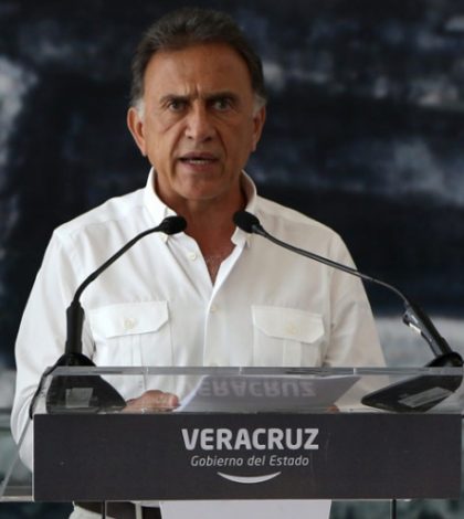 Veracruzanos pueden votar en paz, pese a incidentes: Yunes