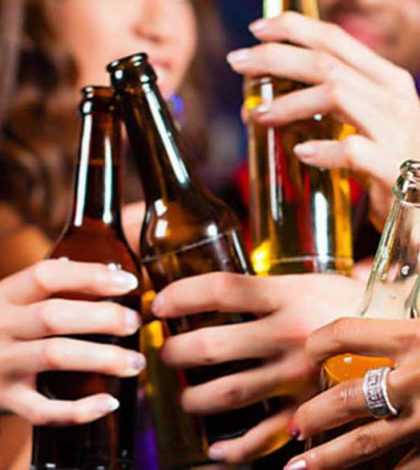 Se incrementa la dependencia del alcohol en las mujeres