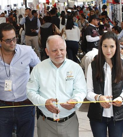 Participaron más de 120 empresas en la Feria del Empleo Metropolitano