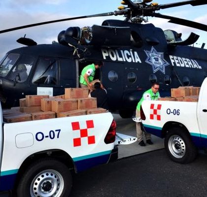 Llevan ayuda vía aérea a damnificados por tormenta «Beatriz» en Oaxaca