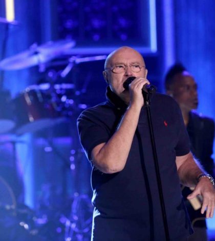 Phil Collins es hospitalizado