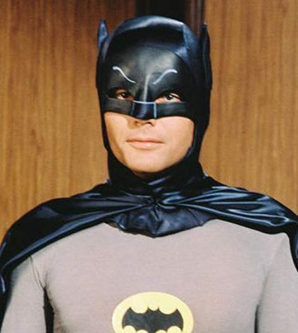 Fallece Adam West, el ‘Batman’  de la televisión, a los 88 años