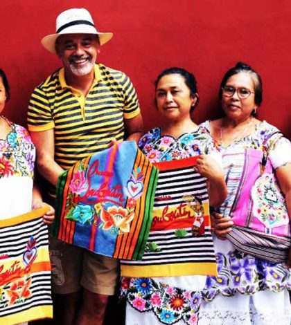 Mujeres reciben 238 pesos por bolsas que se vendieron en 28 mil