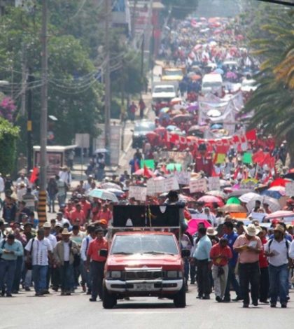 Amaga la CNTE con boicotear fiestas de la Guelaguetza