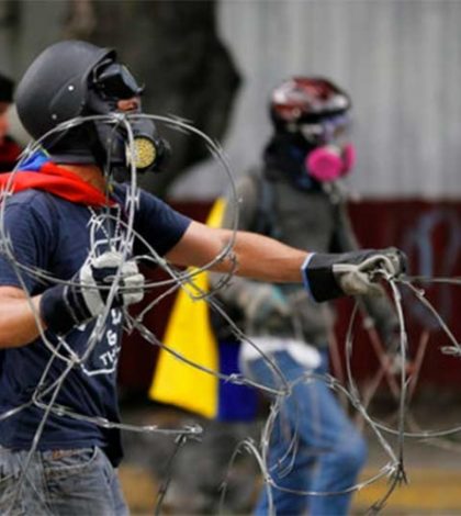 Próximo domingo venezolanos elegirán entre ‘guerra y paz’: Maduro