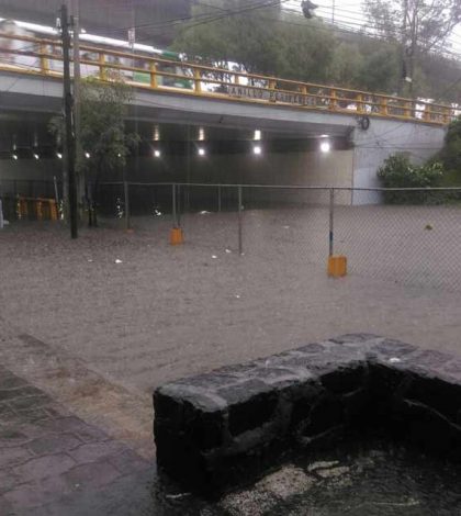 Inundada la Picacho Ajusco por fuertes lluvias en Tlalpan