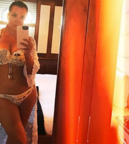 A los 61 años, Kris Jenner presume curvas en bikini