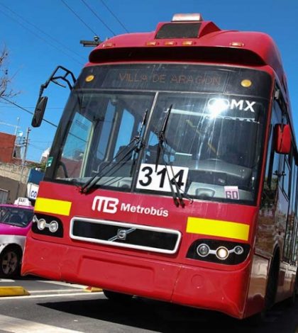Metrobús cierra 4 estaciones de L6 por peregrinación