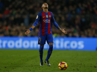 El PSG quiere presentar a Neymar en París, según medios