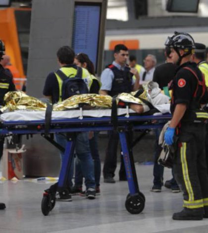 56 heridos en el accidente de un tren de Rodalies en Barcelona