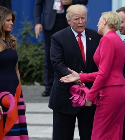 Primera dama de Polonia deja a Trump  «con la mano estirada»