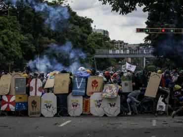Venezuela en ruta de una guerra civil, advierten