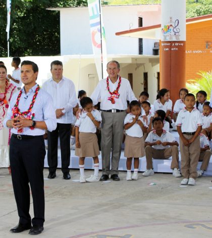 Visita de Peña Nieto fortalece el  compromiso con la educación de SLP: JRD