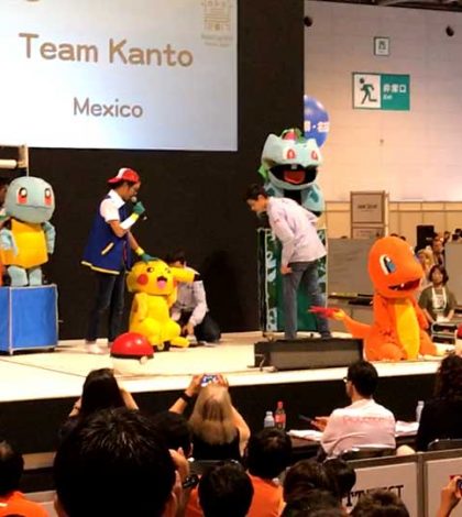 Estudiantes de la UANL triunfan en torneo de Robótica en Japón