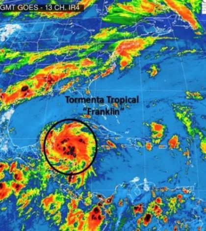 Prevén olaje de 3 a 5 metros en costas de Quintana Roo por ‘Franklin’