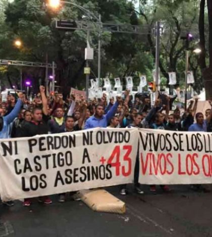 Reestablecen circulación en lateral de Reforma tras manifestantes