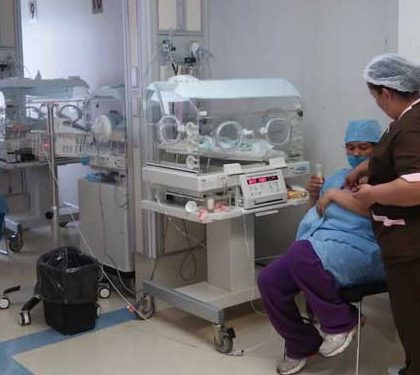 Nacen trillizas en Hospital del Niño y la Mujer; se encuentran estables