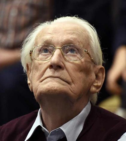 Alemania autoriza encarcelamiento de ex guardia nazi de 96 años