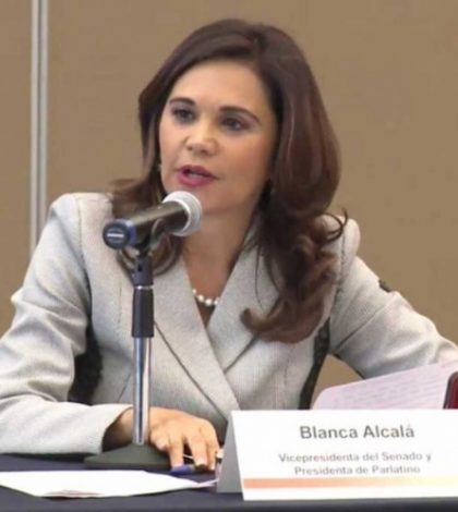 Ejecutivo propone a senadora Alcalá Ruiz como embajadora