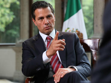 Peña Nieto describe candidato ideal del PRI para 2018