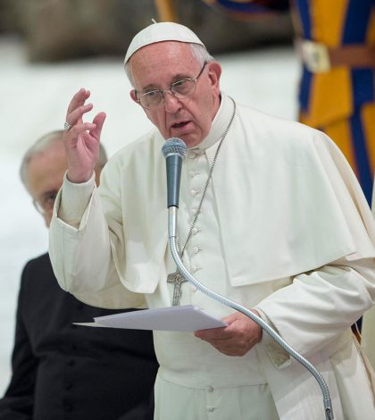 El Papa expresa cercanía a afectados por sismo en isla italiana