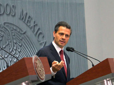 Trump sugiere que Peña Nieto ‘se quede otros seis años’