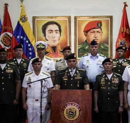 Ejército de Venezuela ratifica apoyo y lealtad a Maduro ante «amenazas» de EU
