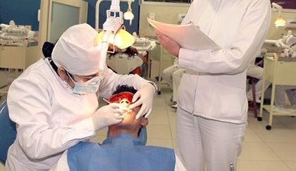 Autotrasplante, método innovador  de procedimientos dentales: FT