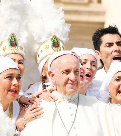 Papa Francisco rechaza críticas de herejía