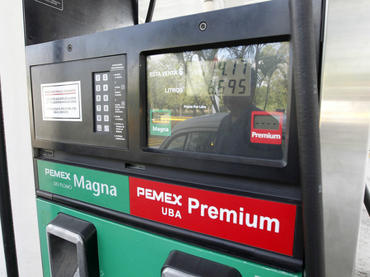 Paquete económico no contempla baja del IEPS en gasolinas: Meade