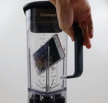 #Video Trituran iPhone 8 en licuadora