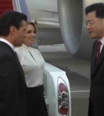 Peña Nieto llega a China para asistir a la IX Cumbre BRICS